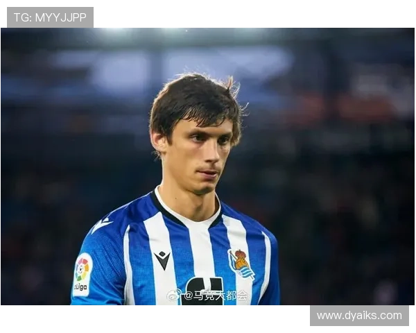 马竞发布战莱比锡赛前海报:勒诺尔芒单人出镜 马竞发布战莱比锡赛前海报:勒诺尔芒单人出镜